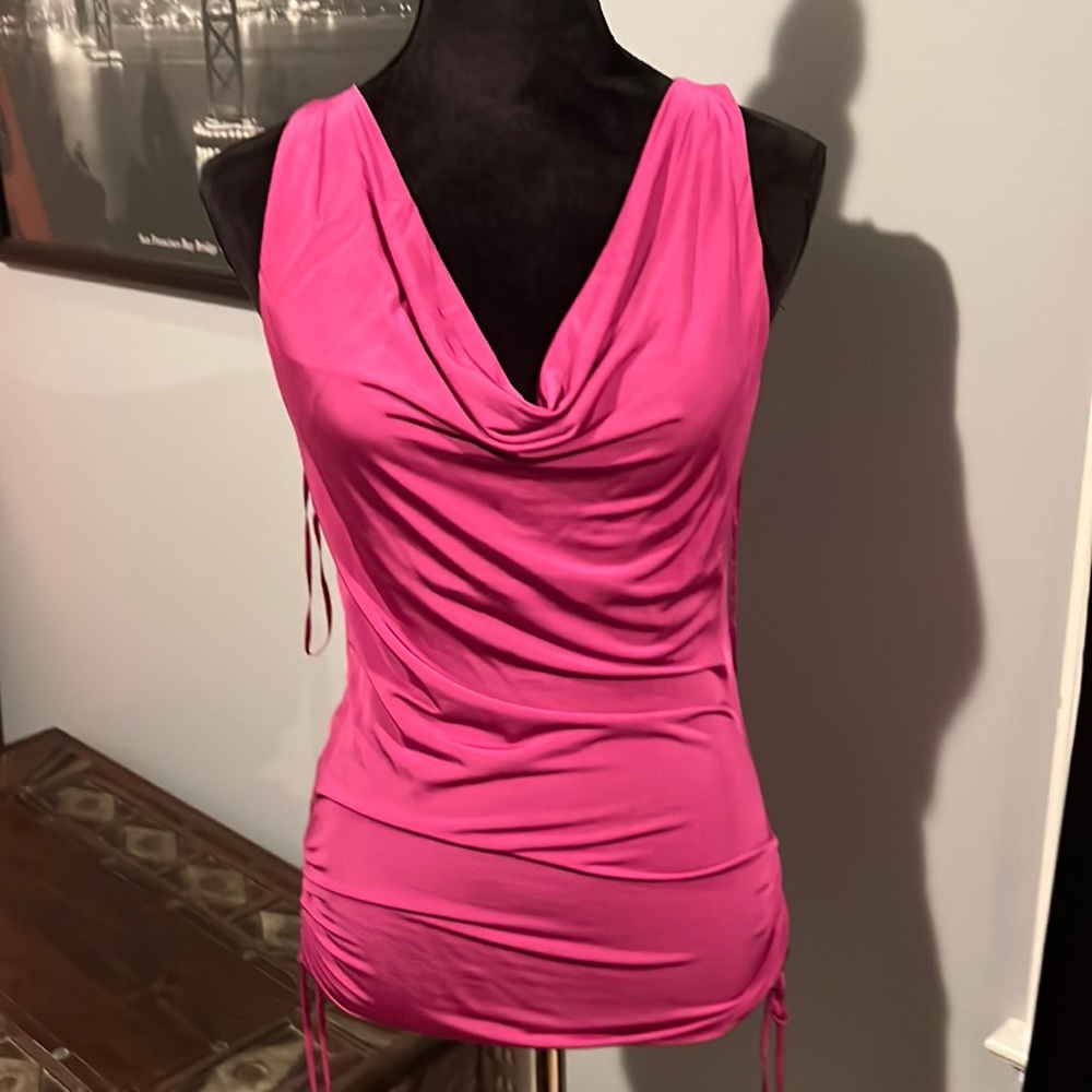 Guest top